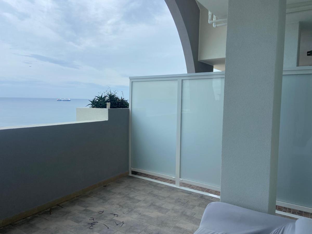 Bari Nalasia Beach Apartment Extérieur photo